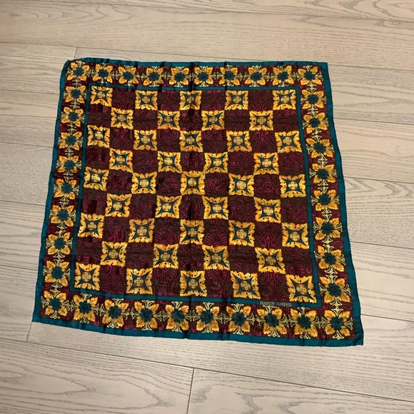 Vintage Hardy Amies London Square Scarf - Picture 14 of 14